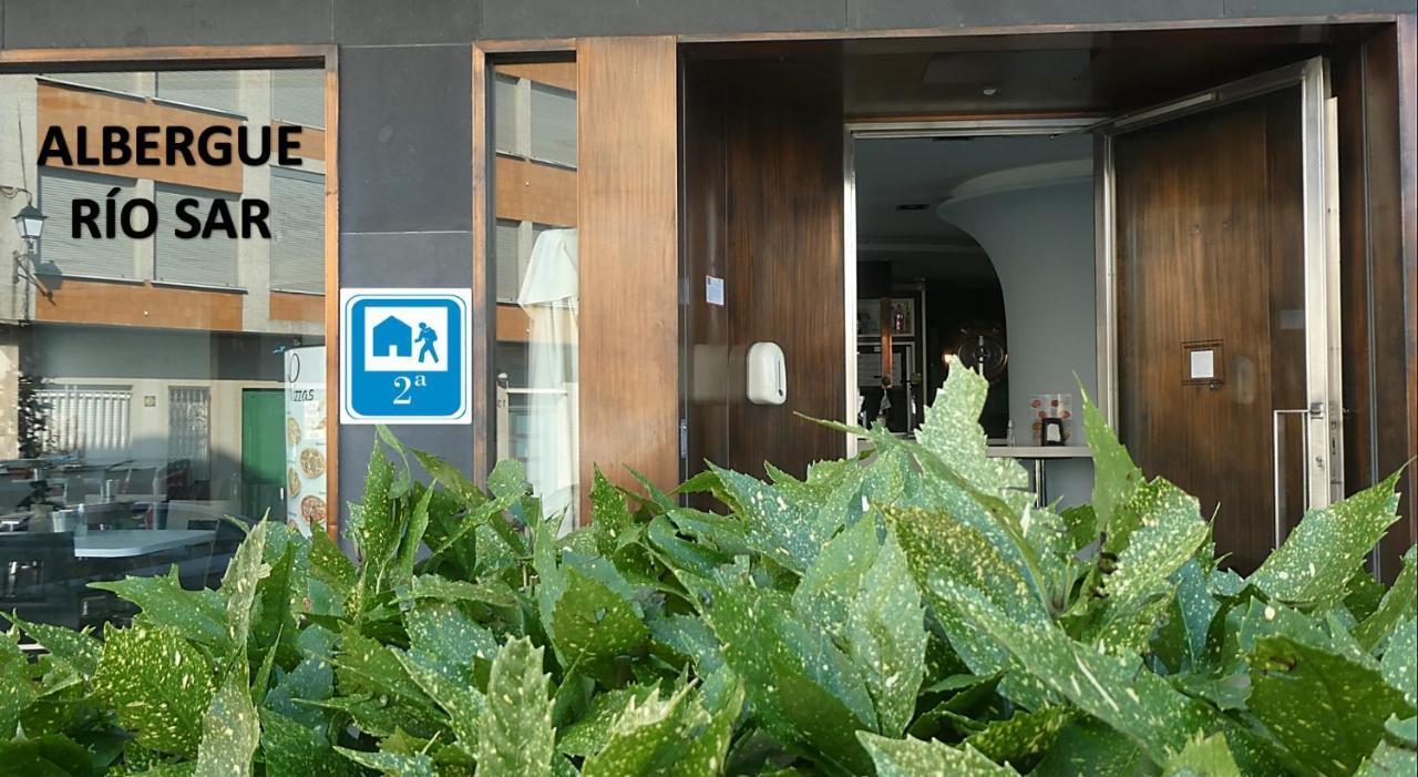 Albergue Cafeteria Rio Sar Padrón Buitenkant foto