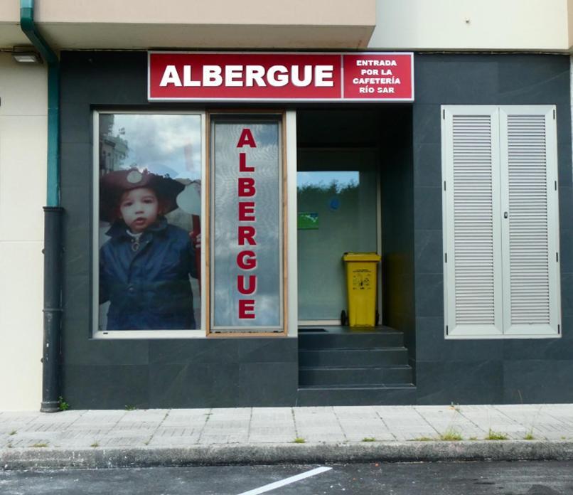 Albergue Cafeteria Rio Sar Padrón Buitenkant foto